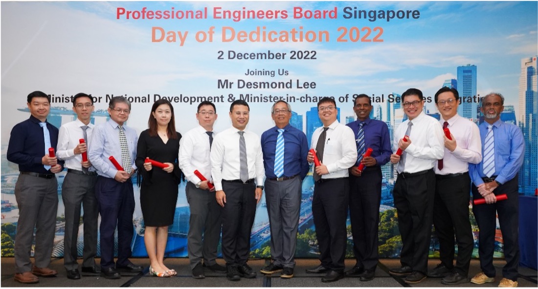 Our new SPEs on stage with Minister.